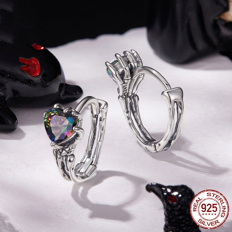 Original Halloween Love Skull Hand Ear Clip