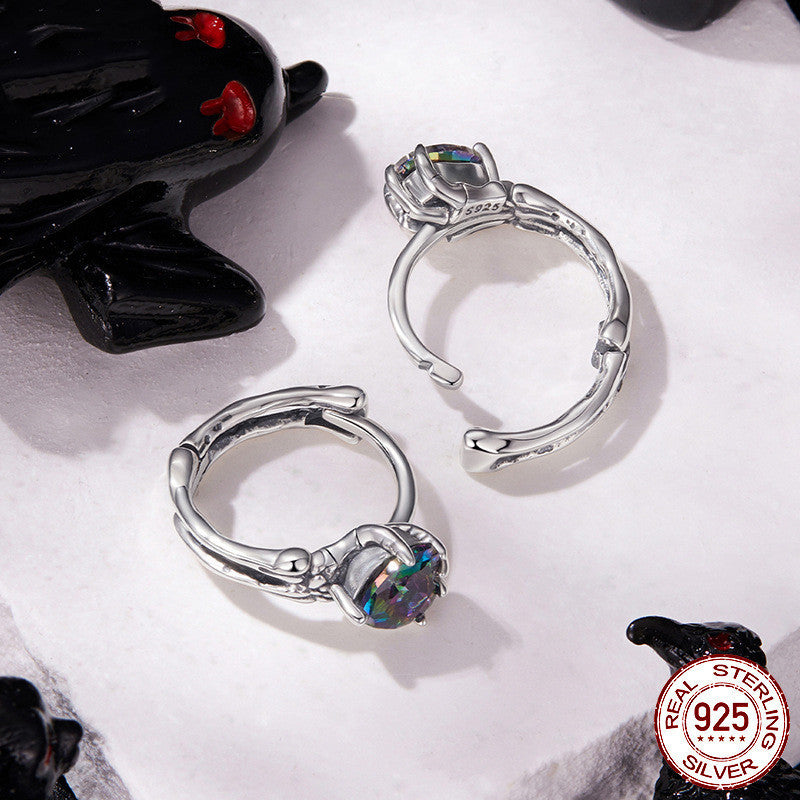 Original Halloween Love Skull Hand Ear Clip